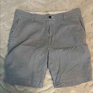 USED Dockers Men's Blue Seersucker Shorts Waist 34